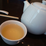 聖兆 - 店内＆テーブル上の様子