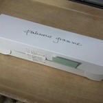 パティスリーグラム - ケークの箱