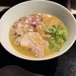 鶏煮干しラーメンういんず - 