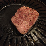 極厚ステーキ、焼いてます。