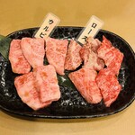 焼肉屋大平門 - ロースとカルビ