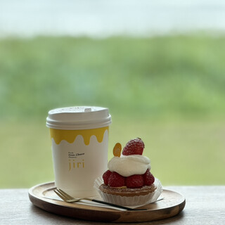Fresh Cheese Desserts Jiri_0