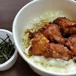 ガスト - テイクアウト 唐揚げテリタル丼300円