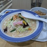 リンガーハット - 料理写真: