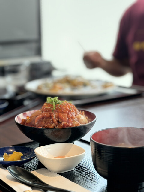 くしろ港町 釧ちゃん食堂 - 東釧路/海鮮丼 | 食べログ