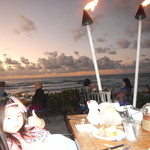 Kamuela Provision Company - テラス席　日没