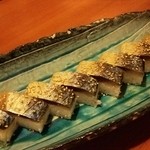 海鮮茶屋 うを佐 - 鯖寿司 480円 シャリも美味しい