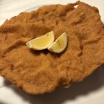 Figlmüller - ウィーンシュニッツェル！おっきいです！