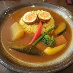 クワイエットビレッジ・カレーショップ - 野菜カレー（800円）＋ゆでたまごスパイス揚（100円）2015年4月