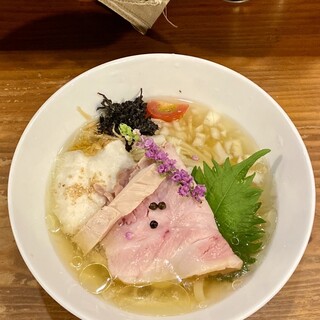 いかれたヌードル フィッシュトンズ_1