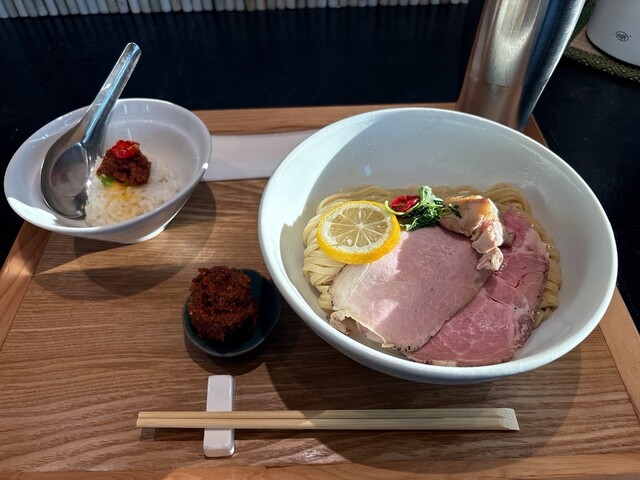 麺次郎 なにわ麺次郎 雅 - 大阪/ラーメン | 食べログ