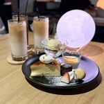 夜カフェ 月夜 - 料理写真:カフェラテが薄いです