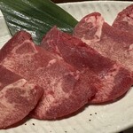 和牛炭火焼肉 ほまれ - 