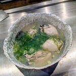 ちんちくりん - 利尻昆布出汁の広島牡蠣吸い 1280円
