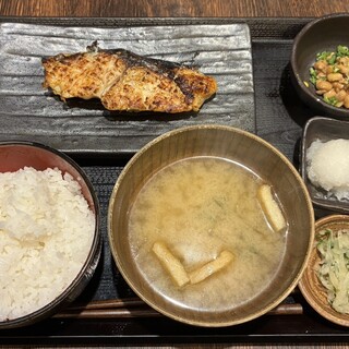 しんぱち食堂_0