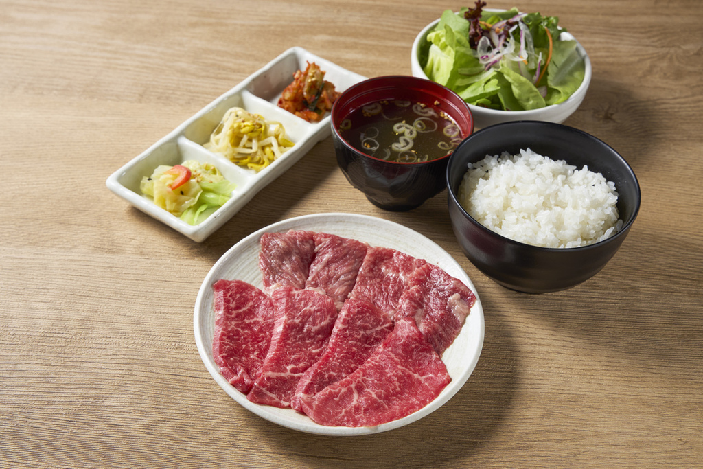 写真 : 黒毛和牛焼肉 うしくろ 瑞江店 （クロゲワギュウヤキニク