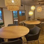 おばんざいTSUMUGI 松島 - 小上がり席はジャパンディな雰囲気