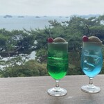 おばんざいTSUMUGI 松島 - クリームソーダは2種類のお色を選べます♪