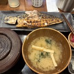 しんぱち食堂 - 料理写真:鯖の文化干し定食¥1120(税抜き26年7月)みそ汁のお椀が大きい!