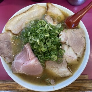 豚平 - 料理写真:豚平ラーメン 850円（2026年7月）