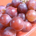 ひらい青果店 - レッドシードレスグローブ￥２００☆♪