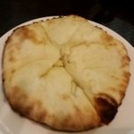 アーンドラ・ダイニング - チーズクルチャ