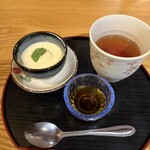 鶏と魚と炭火焼き 燈 - 