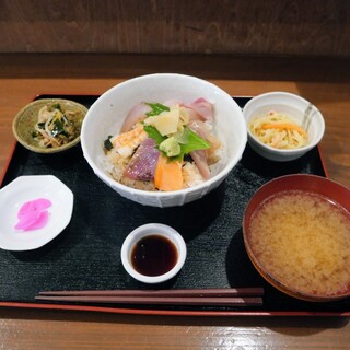 うお市 - 料理写真: