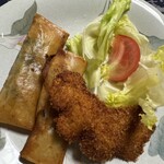 古民家カフェ やまゆりの里 - なまずフライ（アメリカナマズ）とニラ春巻