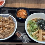 吉野家 - 料理写真:牛丼・油そば・キムチセット