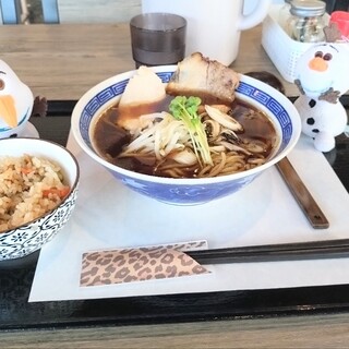 ごはん屋 たんたん_0