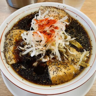 R+ 隠れ家すぎるラーメン屋_0