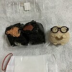 おにぎり家一粒 - 料理写真:鮭と梅。