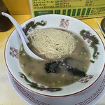 とんこつラーメン よかろうもん - 