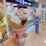 サーティワンアイスクリーム - 料理写真:ポップは小さめ♪