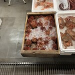 陸奥湊駅前休憩所 - ホヤ　1個300円