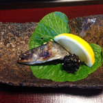 山茶花 - ヤマメ
      昆布の甘辛煮？