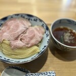 つけ麺 しんば - 料理写真:淡麗つけ麺（並200g、大盛り300g同料金）
大盛り300g
1100