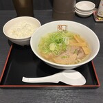 喜多方ラーメン 坂内 - 料理写真: