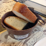 ロザリエッタ - 自家製パン
