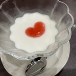 和食処 あかり - 手作り杏仁豆腐