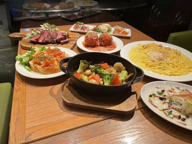 Cafe de 10番 久太郎店 （珈琲屋10番 カフェドジュウバン）のご予約