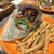 コナズ珈琲 - 料理写真:私は夏限定「ISLAND SHASH! BURGER」の「タコミート」を…