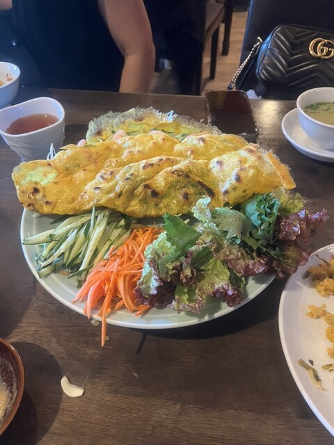LONG DINH VIET NAM RESTAURANT 戎橋筋店