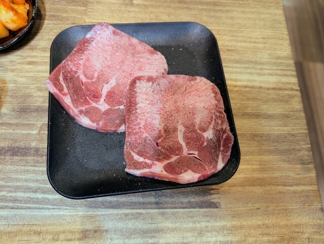 肉酒場じんや