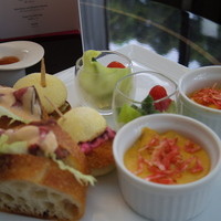 Lounge & Dining G - 