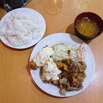キッチンまつむら - しょうが焼きとチキン南ばん（大盛）1,060円