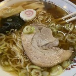 食事処 よっち坊 - 日替りランチ豚蒲焼き丼ミニラーメン900円