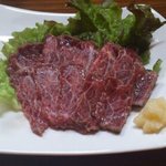 Seseragi - 一品料理「馬刺しの炙り」