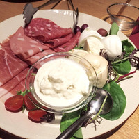 オービカ モッツァレラバー 横浜店 - オービカモッツァレラ